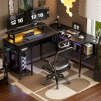 Escritorio para computadora en forma de L con tomas de corriente, LED RGB y soporte para monitor