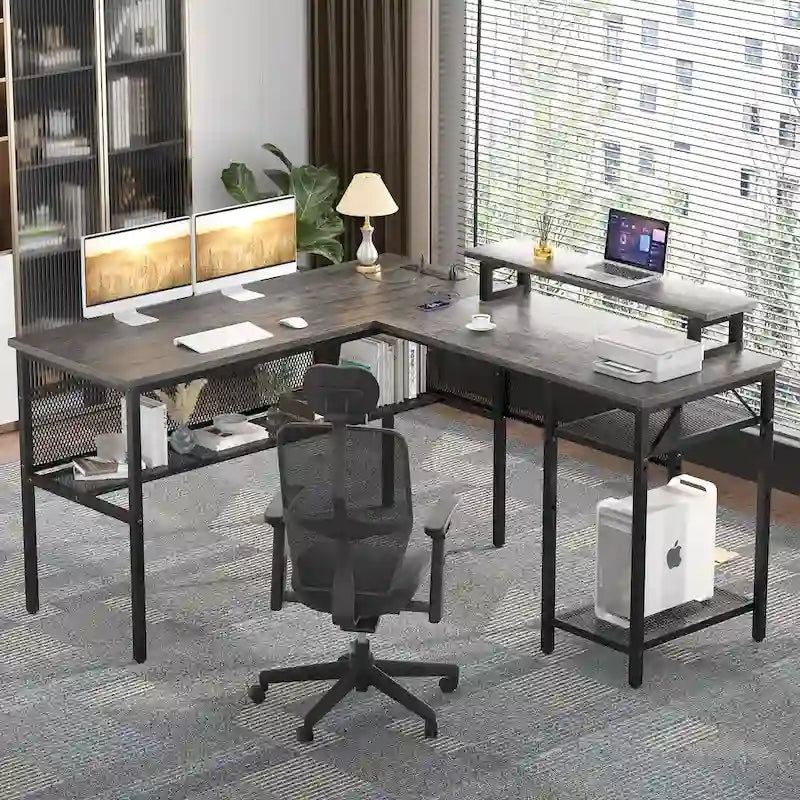 Escritorio para computadora en forma de L con tomas de corriente, LED RGB y soporte para monitor